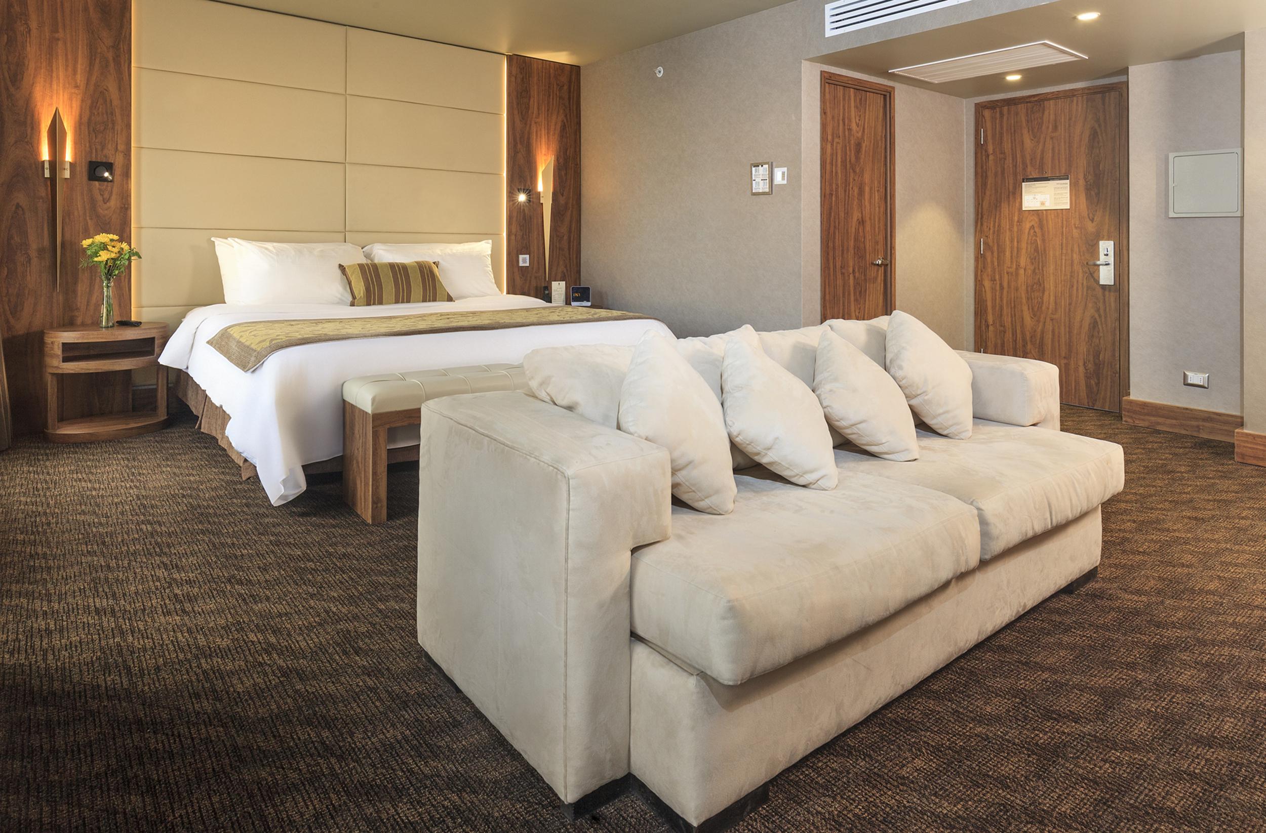 Hotel Regal Pacific Σαντιάγκο Εξωτερικό φωτογραφία Suite at the Radisson Blu Hotel, Brussels