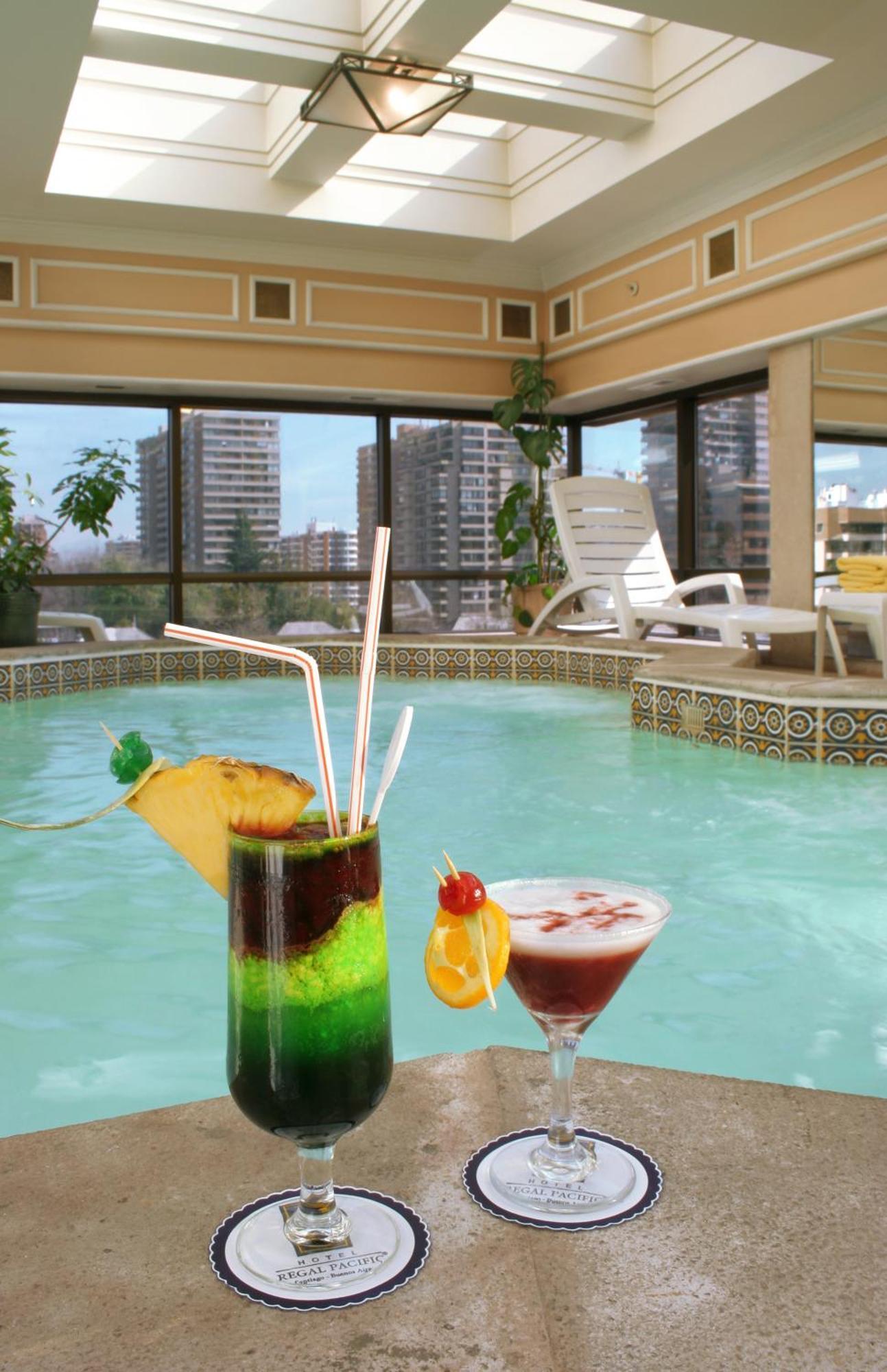 Hotel Regal Pacific Σαντιάγκο Εξωτερικό φωτογραφία Pool at the hotel