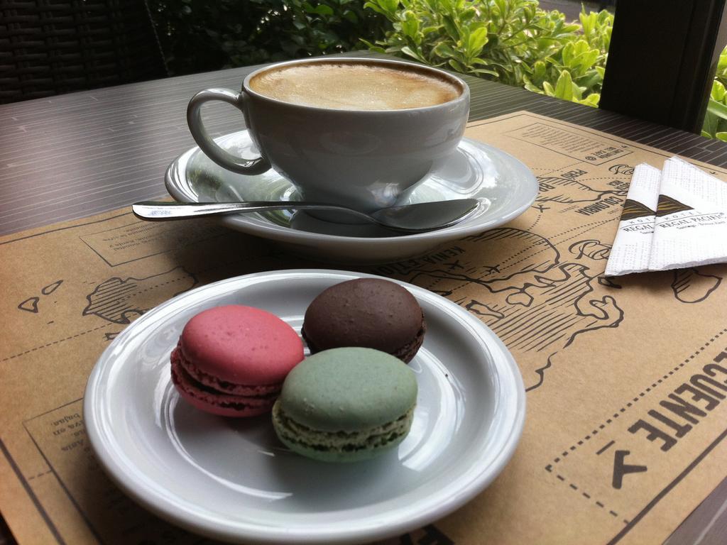 Hotel Regal Pacific Σαντιάγκο Εξωτερικό φωτογραφία Macarons and coffee