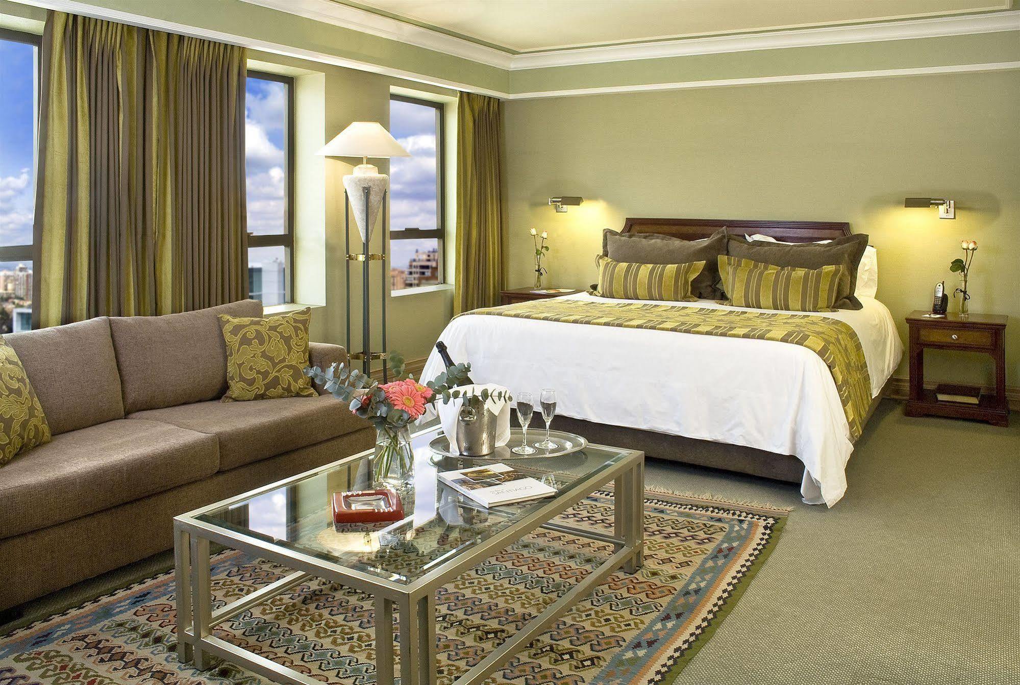 Hotel Regal Pacific Σαντιάγκο Εξωτερικό φωτογραφία A room at the hotel